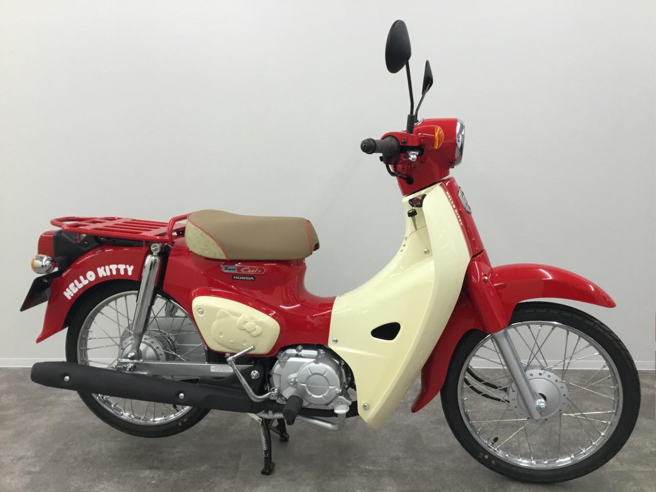 新車・Honda スーパーカブ50 HELLO KITTY