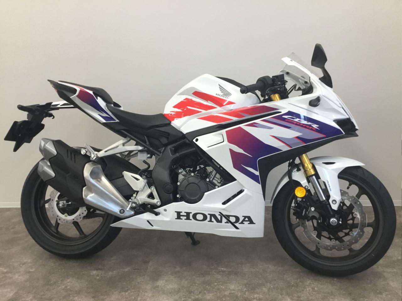 新車・Honda CBR250RR